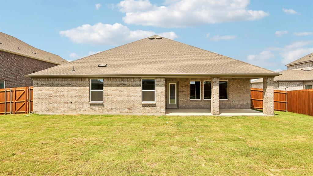 9520 Bently Boulevard Property Photo 9
