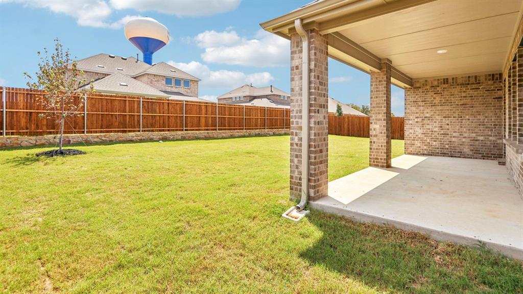 9520 Bently Boulevard Property Photo 11