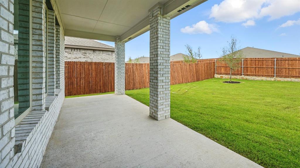 9520 Bently Boulevard Property Photo 39