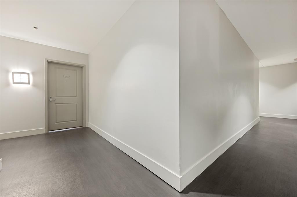 1200 Main Street 1207 Property Photo 1