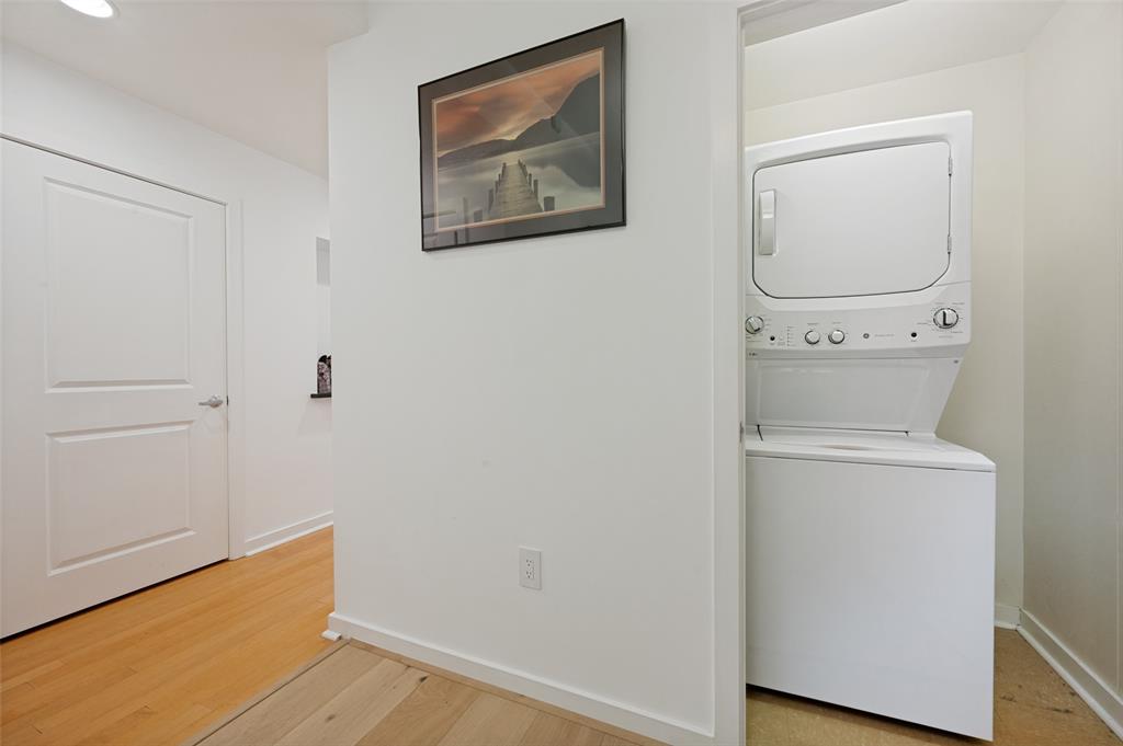1200 Main Street 1207 Property Photo 19