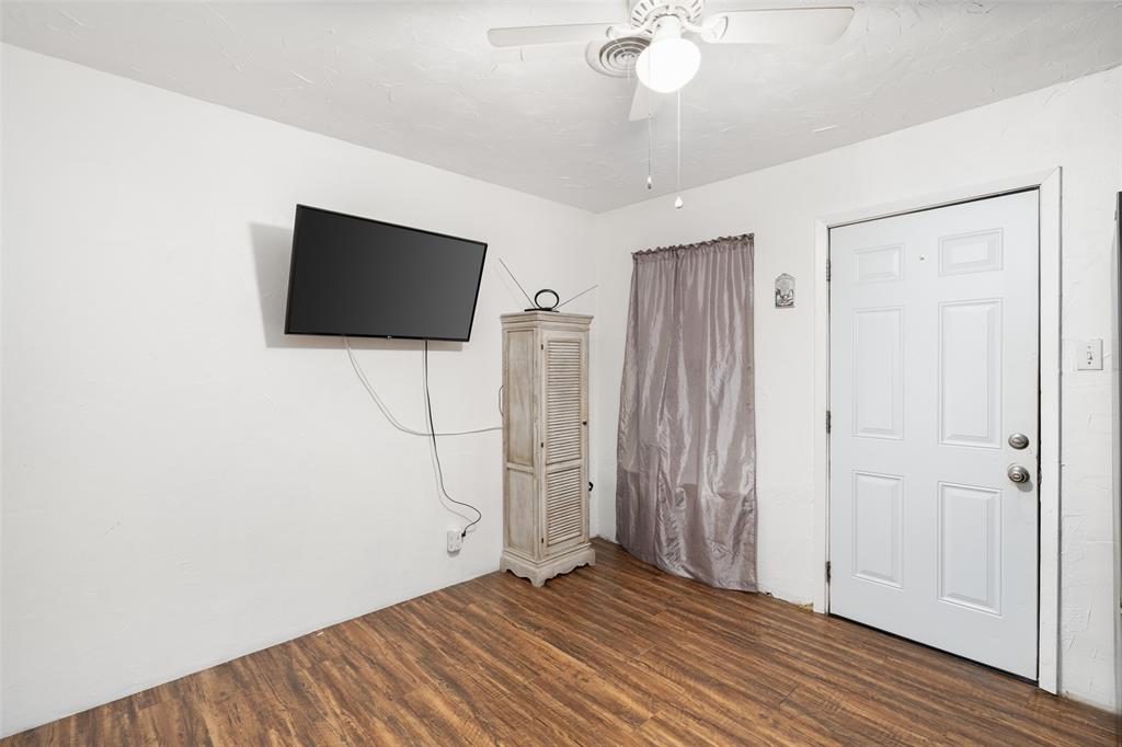 1220 Westmoreland Drive Property Photo 10