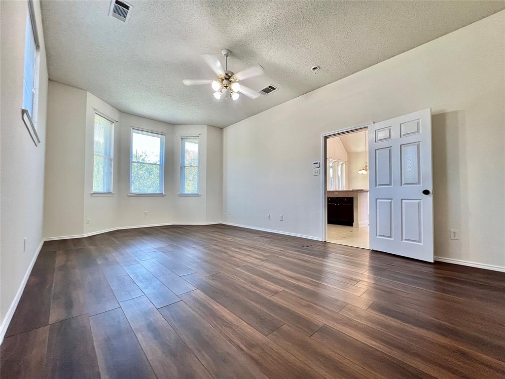 3098 Wildflower Way Property Photo 13