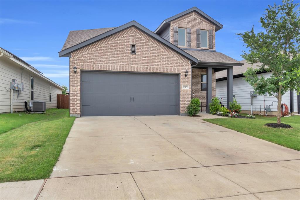 1709 Cecil Crest Lane Property Photo 2