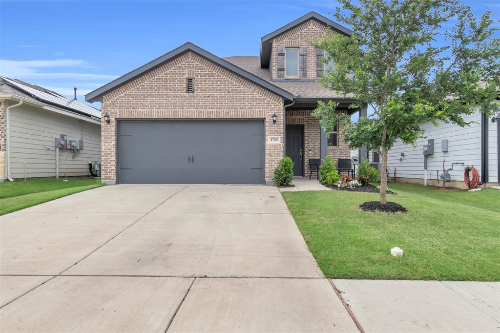 1709 Cecil Crest Lane Property Photo 3
