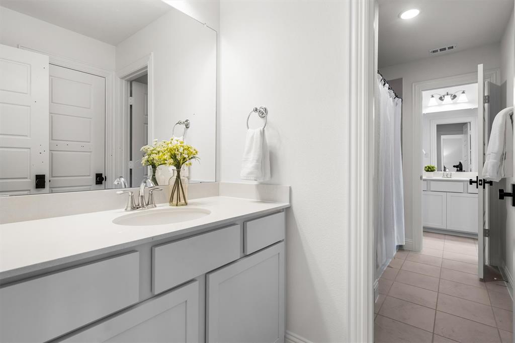 409 Horizon Way Property Photo 33