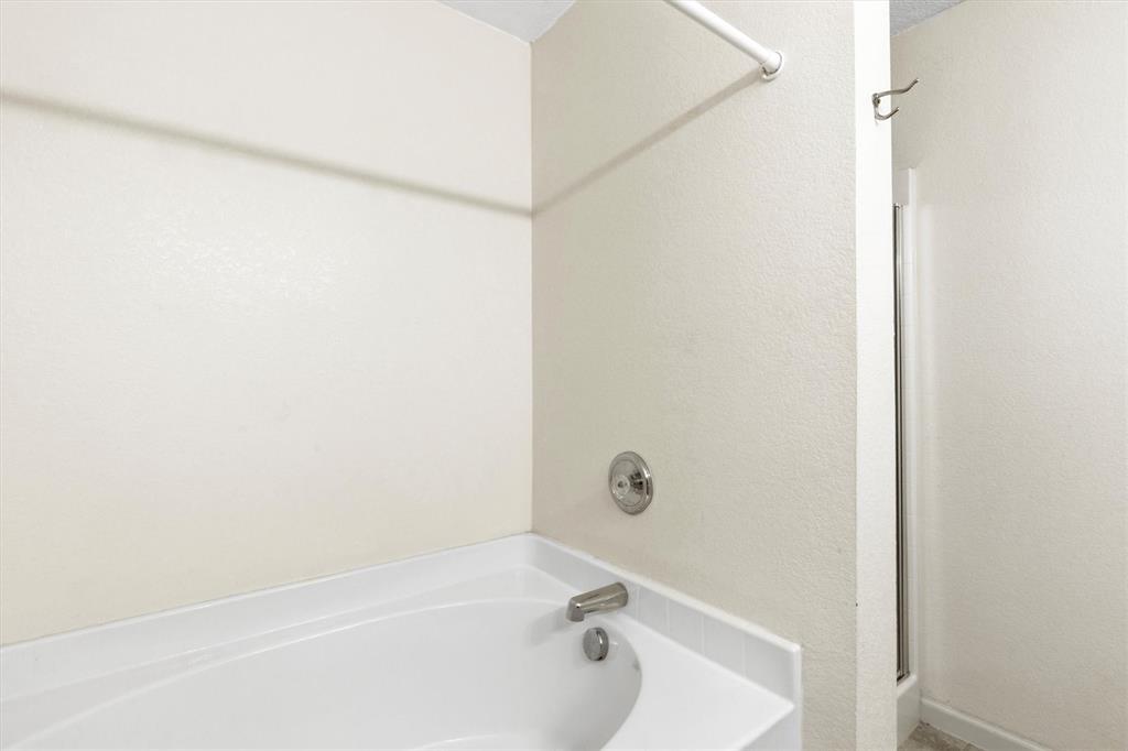 2605 Rockport Lane Property Photo 18
