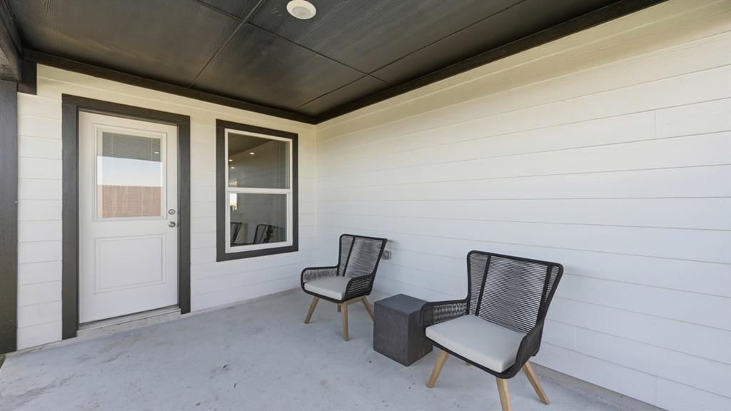 16717 Hudson Prairie Way Property Photo 26