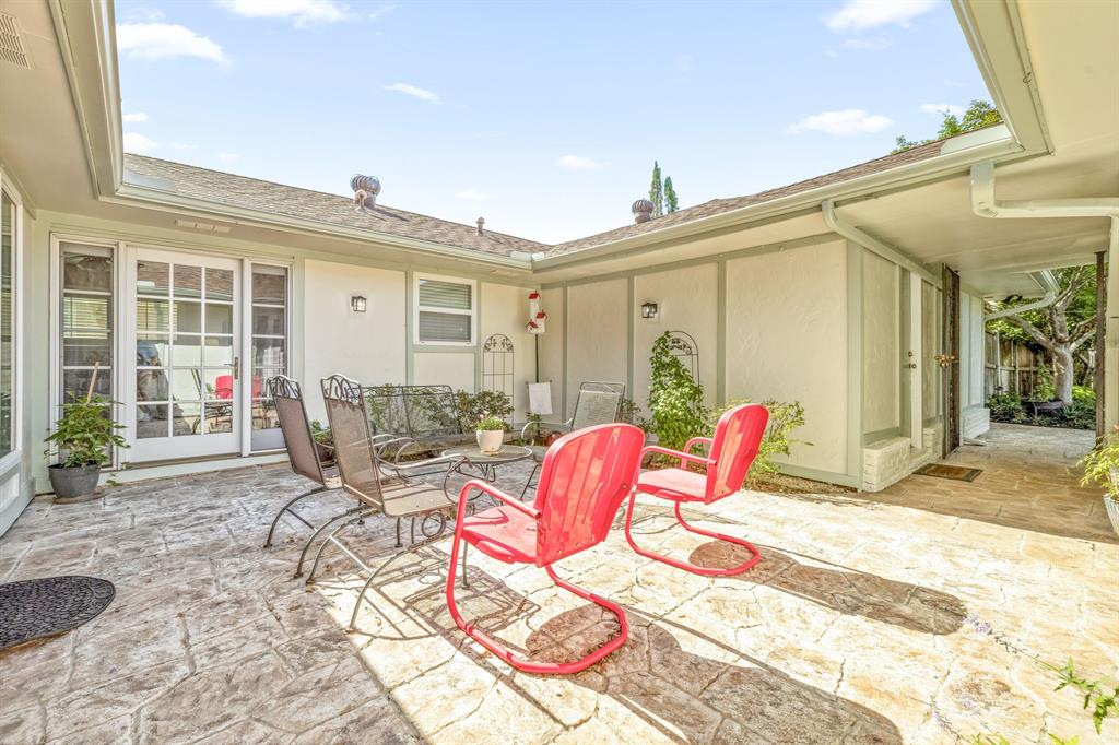 9519 Robin Meadow Drive Property Photo 25