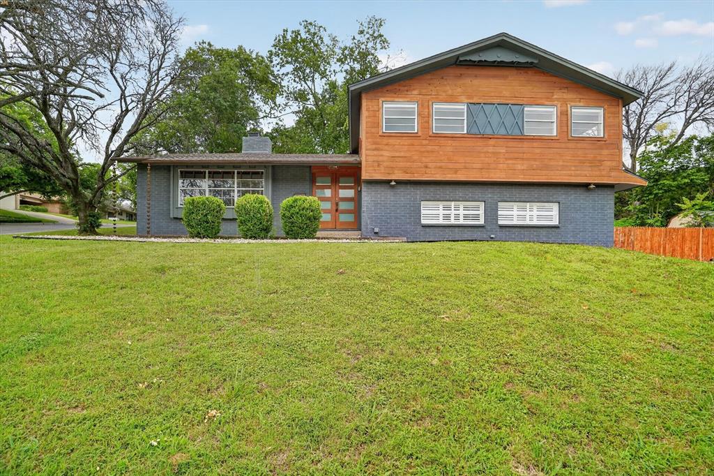 6609 Genoa Road Property Photo 1