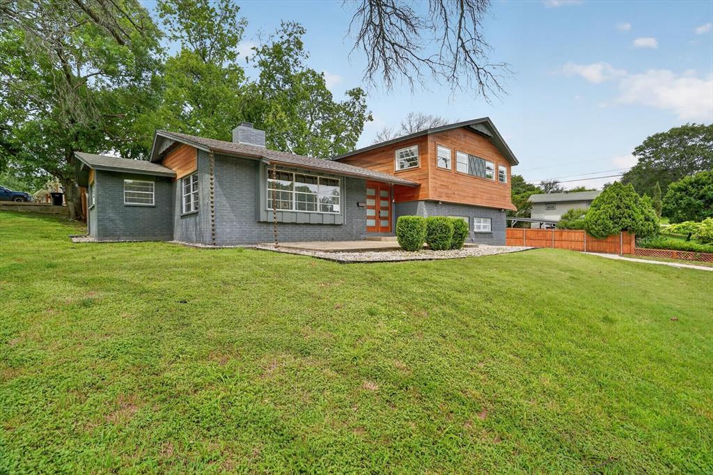 6609 Genoa Road Property Photo 2