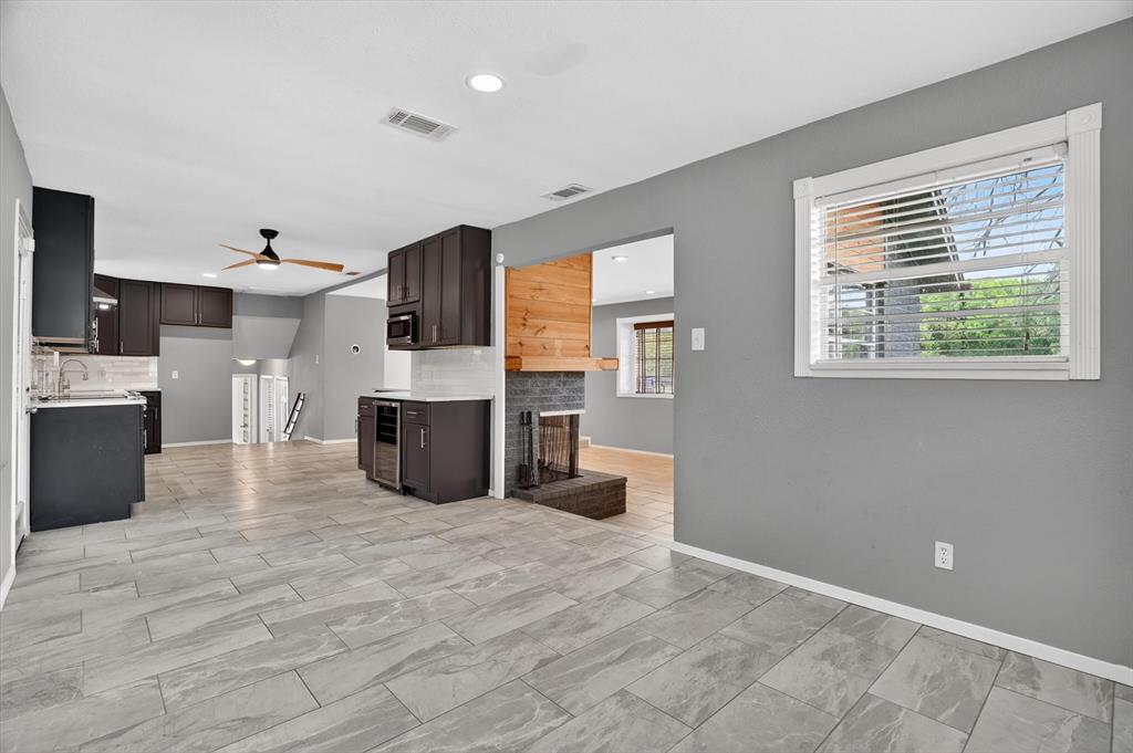 6609 Genoa Road Property Photo 7