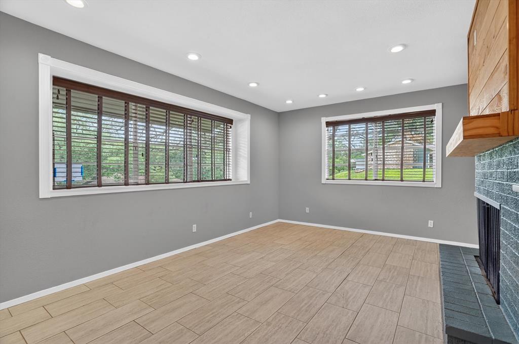 6609 Genoa Road Property Photo 12