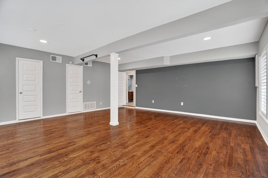 6609 Genoa Road Property Photo 34