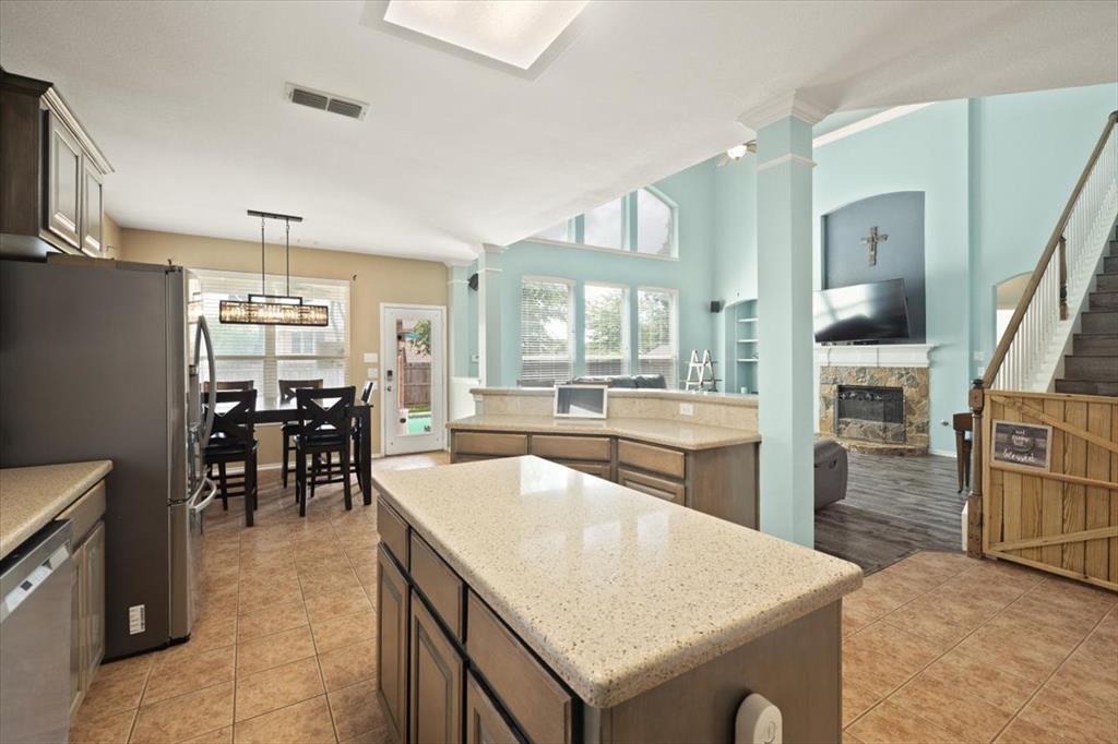 6705 Glade Drive Property Photo 10