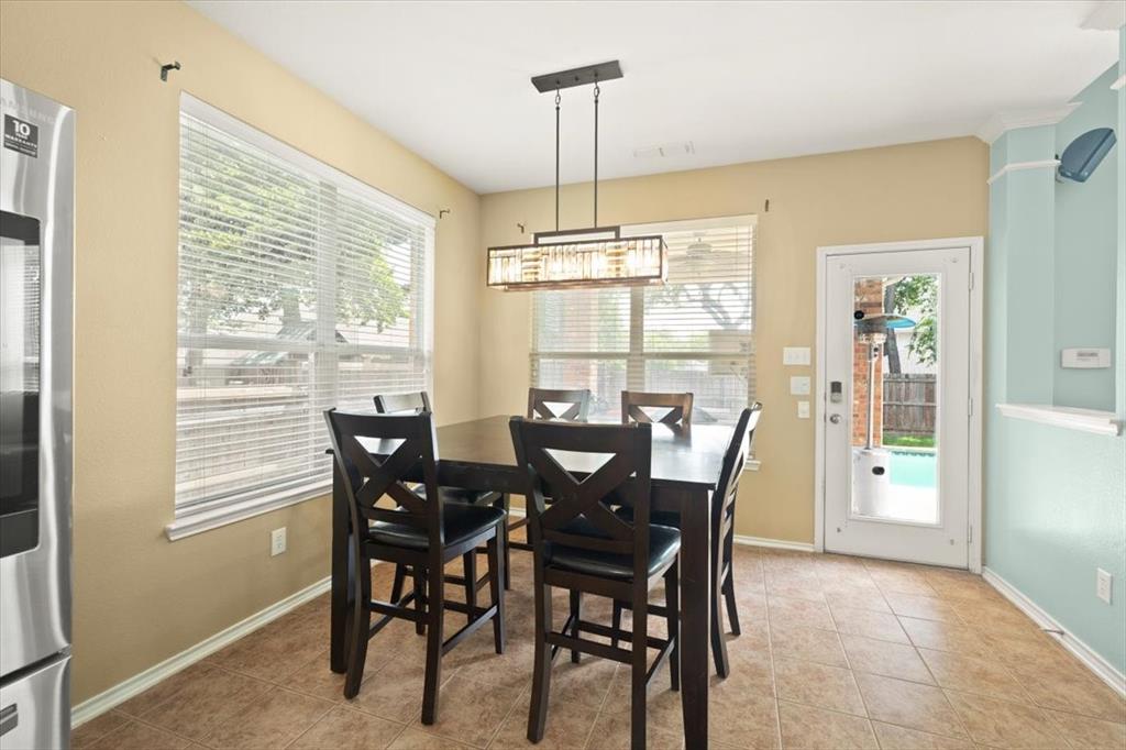 6705 Glade Drive Property Photo 11
