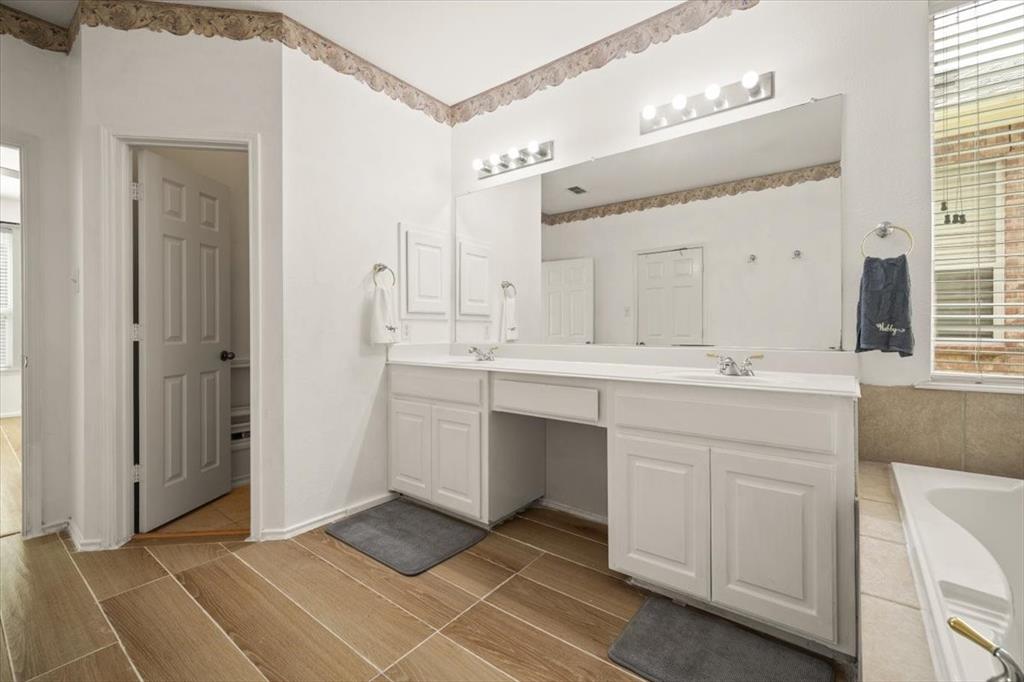 6705 Glade Drive Property Photo 18