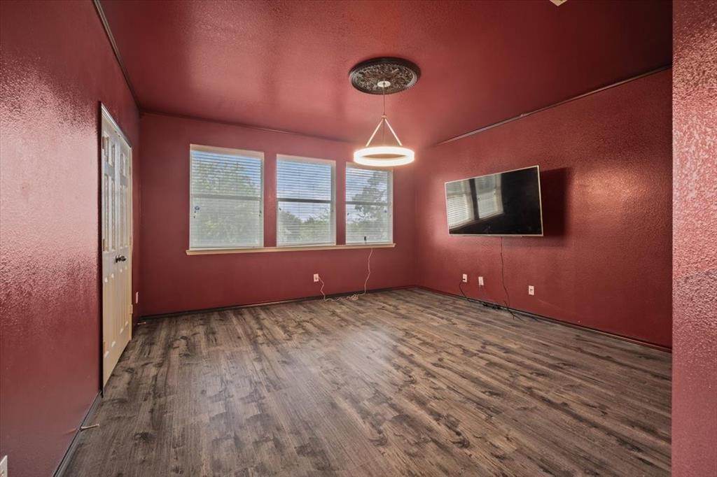 6705 Glade Drive Property Photo 29