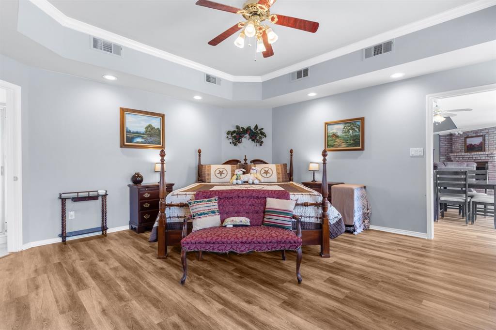 3881 Fm 815 Property Photo 16