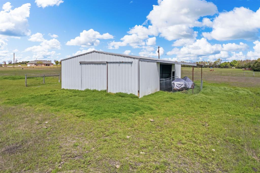 3881 Fm 815 Property Photo 27