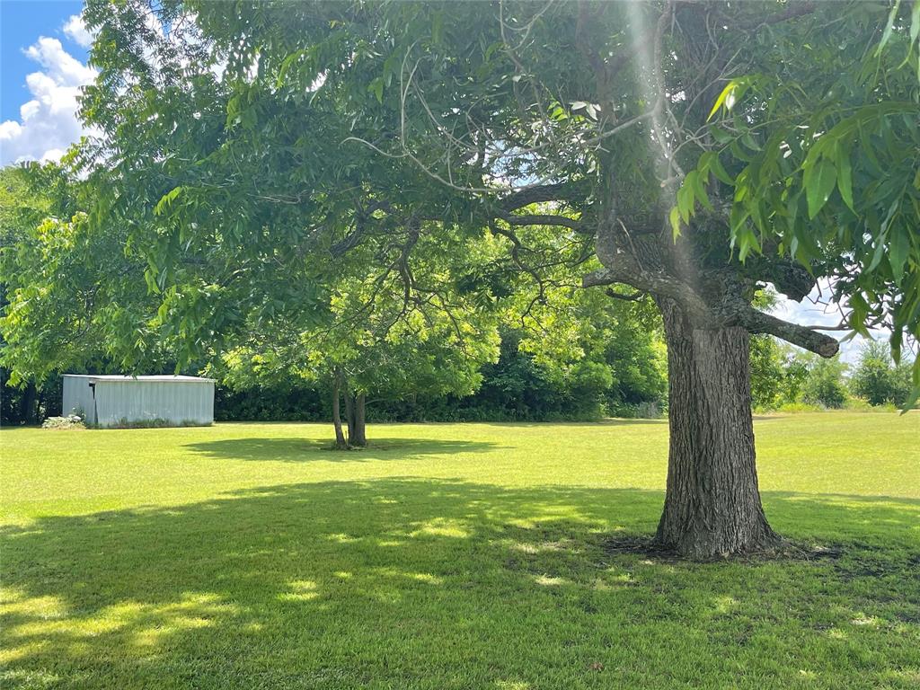 3881 Fm 815 Property Photo 34