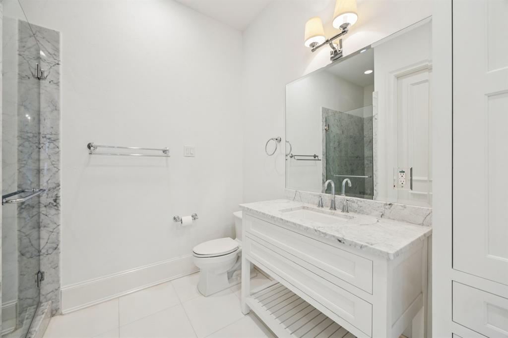 480 E Jeter Road Property Photo 14