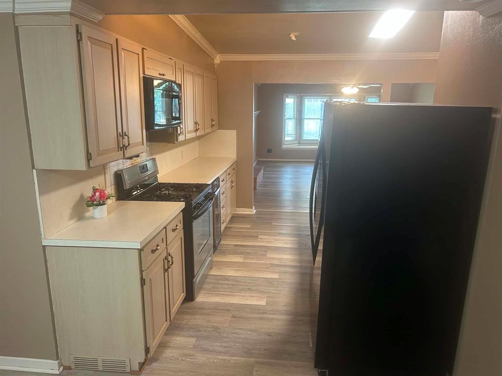 1057 Westridge Drive Property Photo 7