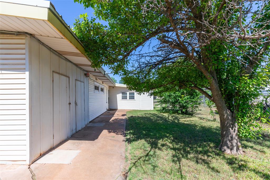 1057 Westridge Drive Property Photo 21