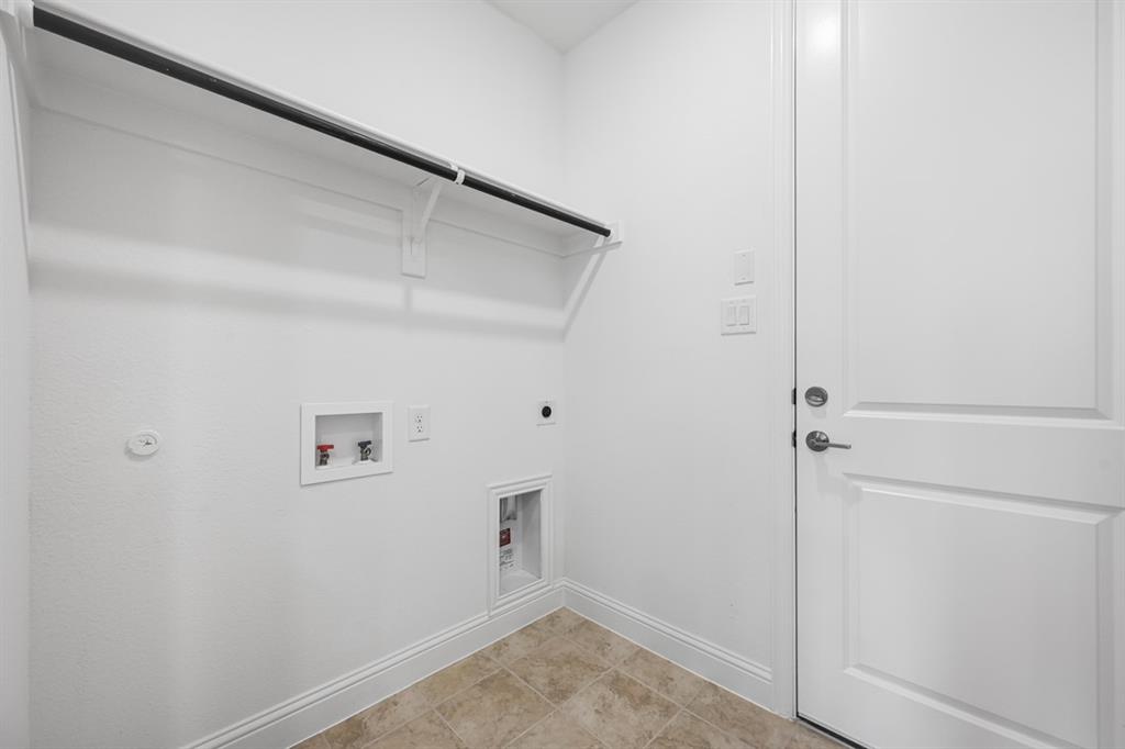 1137 Beebalm Mews Property Photo 20
