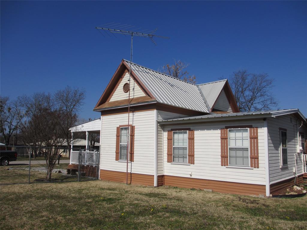 608 N Colorado Street Property Photo 3