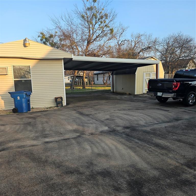 608 N Colorado Street Property Photo 8