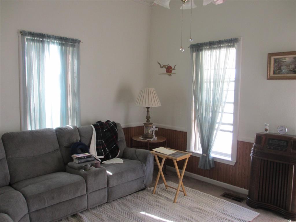 608 N Colorado Street Property Photo 12