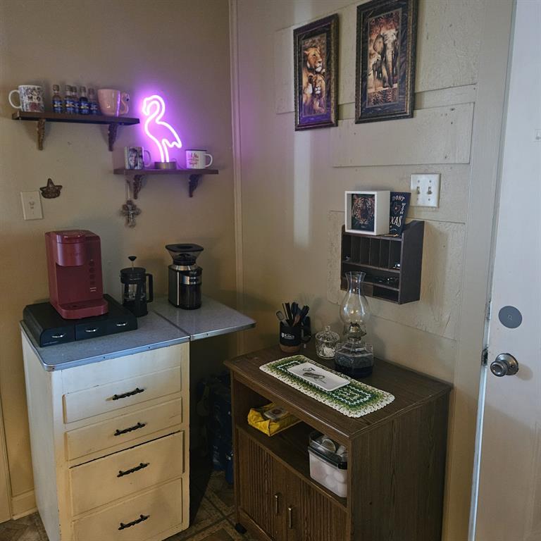 608 N Colorado Street Property Photo 18