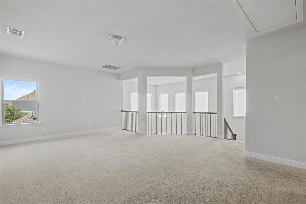 2208 N Royal Crecent Drive Property Photo 18