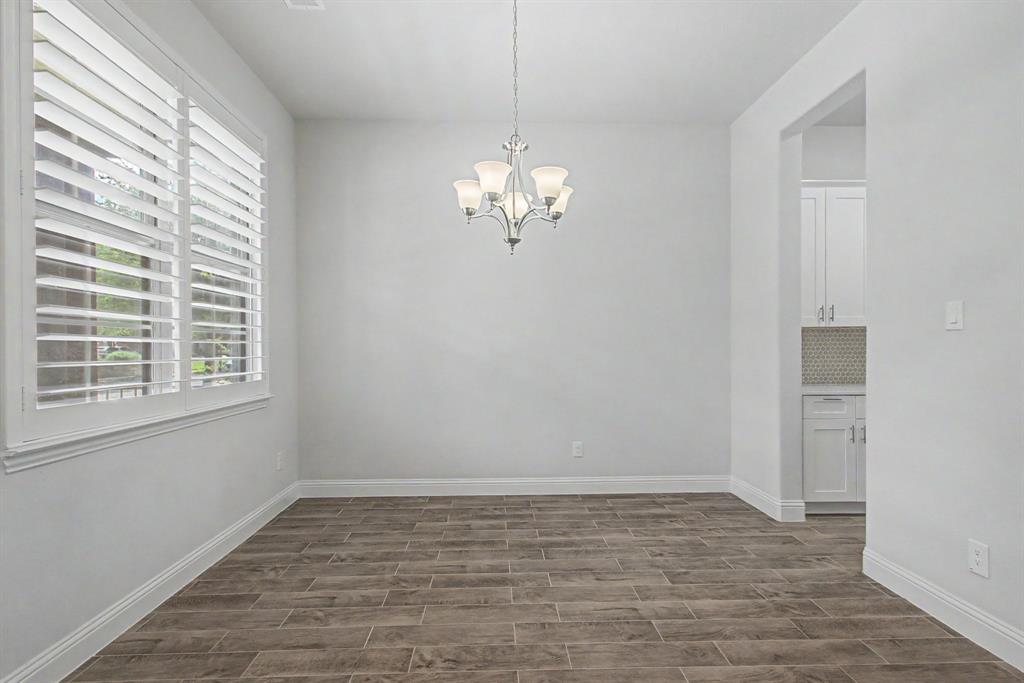 2208 N Royal Crecent Drive Property Photo 25