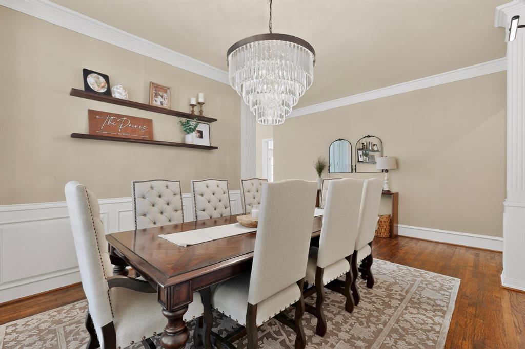 5700 Walden Drive Property Photo 11