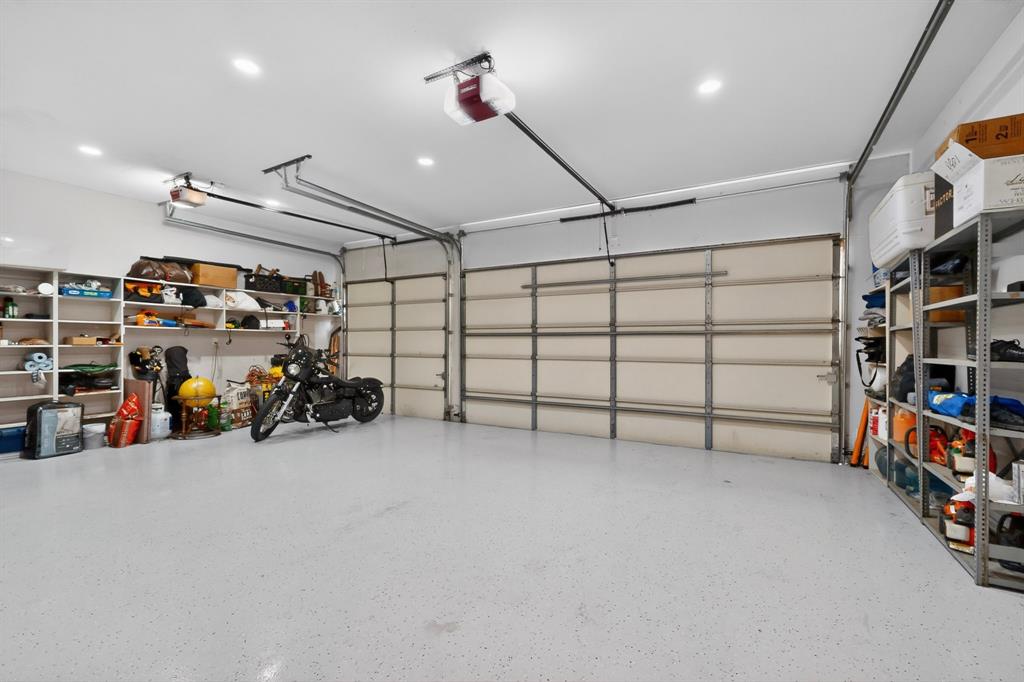 5700 Walden Drive Property Photo 35
