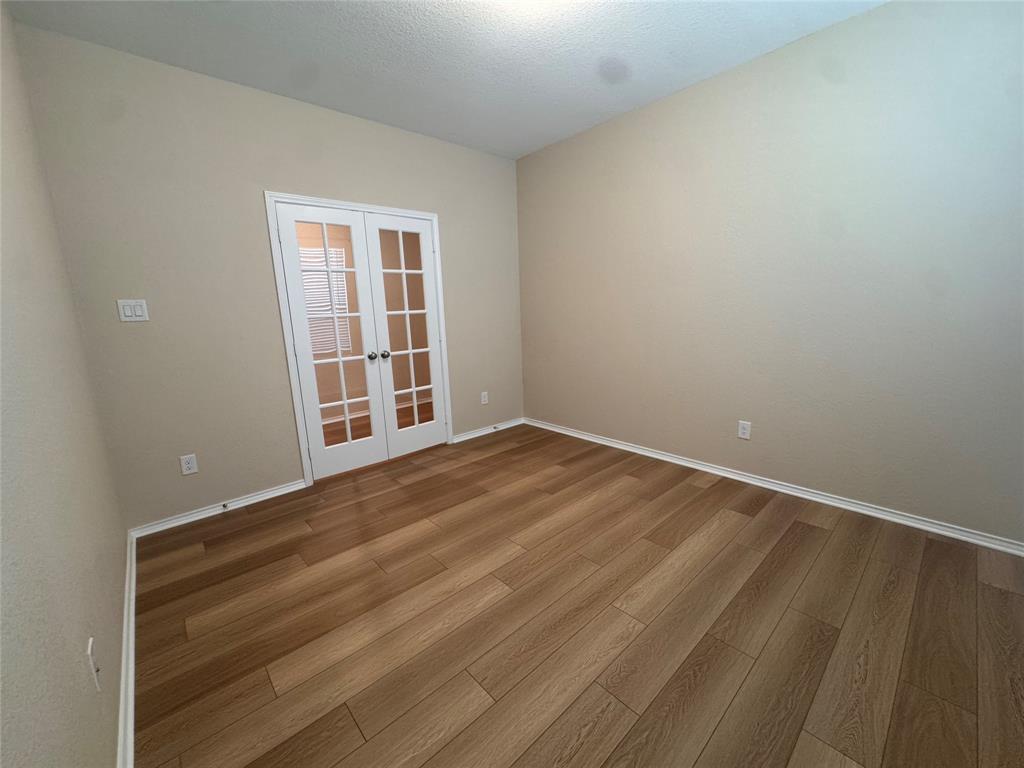 8134 Grotto Drive Property Photo 5