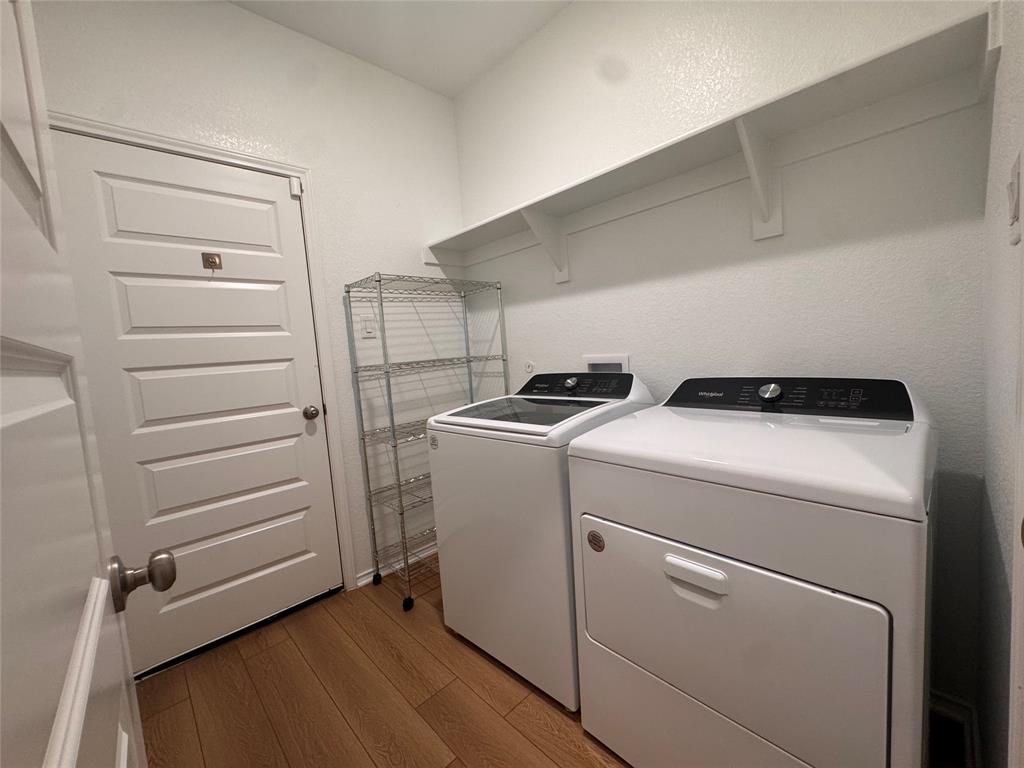 8134 Grotto Drive Property Photo 7