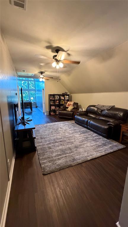 445 W Belknap Street Property Photo 17