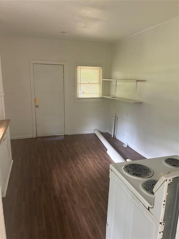 2217 Simpson Street Property Photo 8