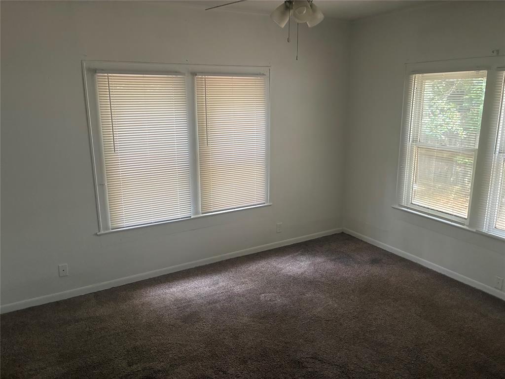 2217 Simpson Street Property Photo 11