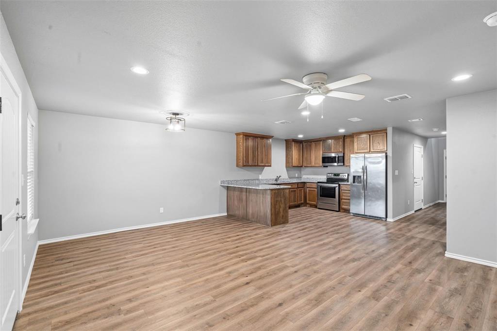 128 Abbey Park Court Property Photo 6