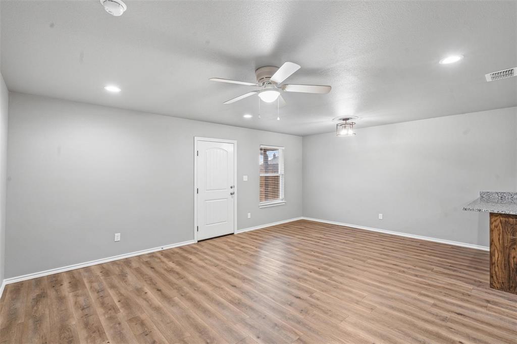 128 Abbey Park Court Property Photo 7