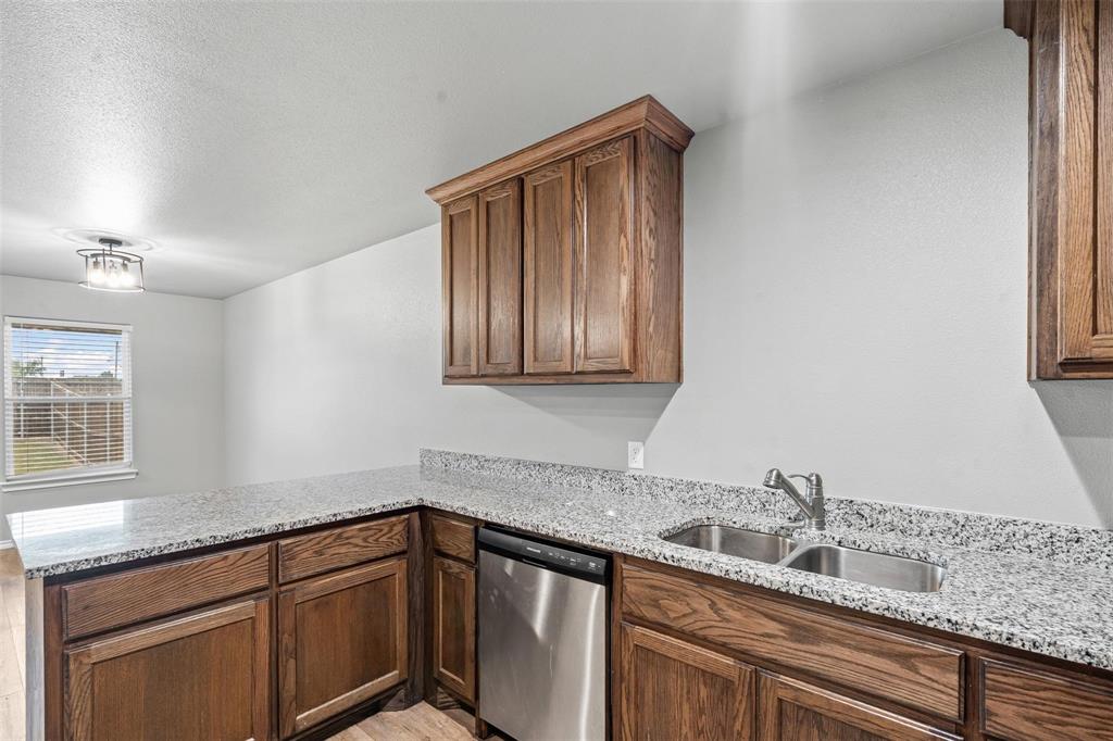 128 Abbey Park Court Property Photo 13