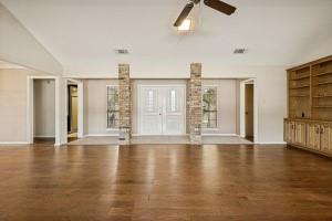 5601 Dye Drive Property Photo 4