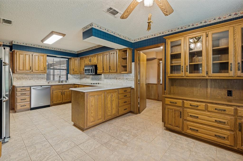 5601 Dye Drive Property Photo 14