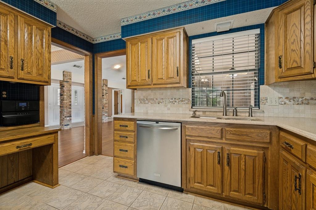 5601 Dye Drive Property Photo 18