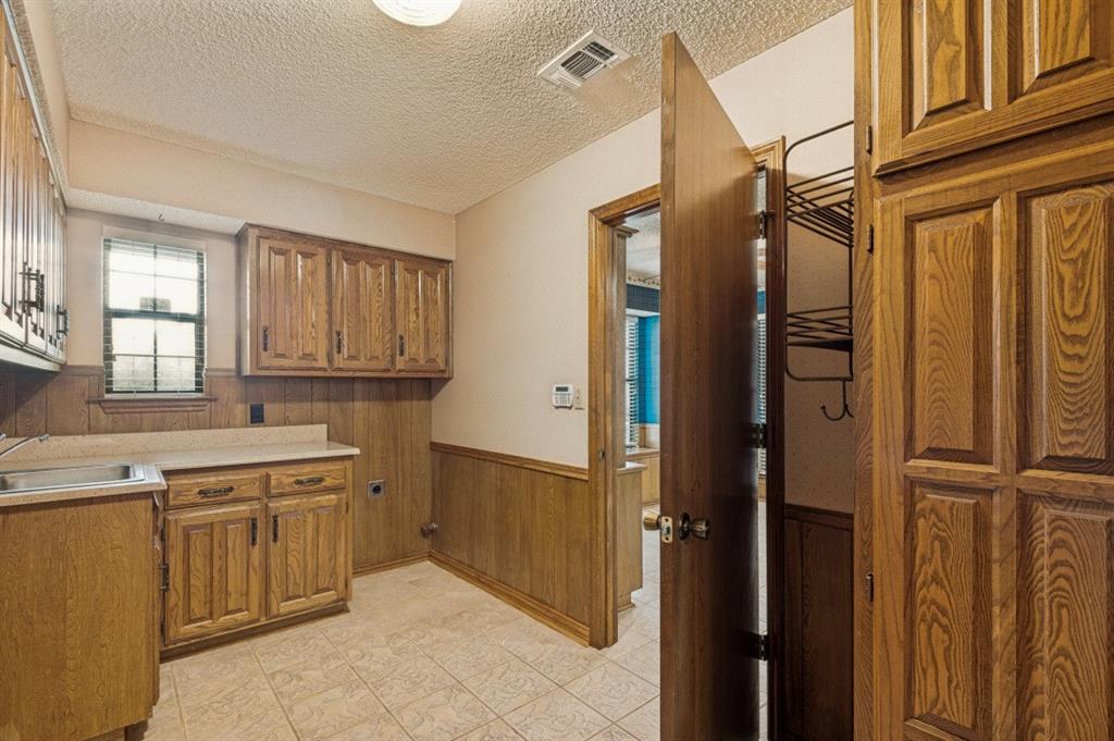 5601 Dye Drive Property Photo 19