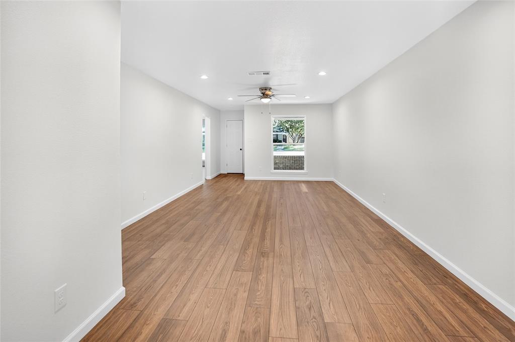 5308 South Drive Property Photo 12